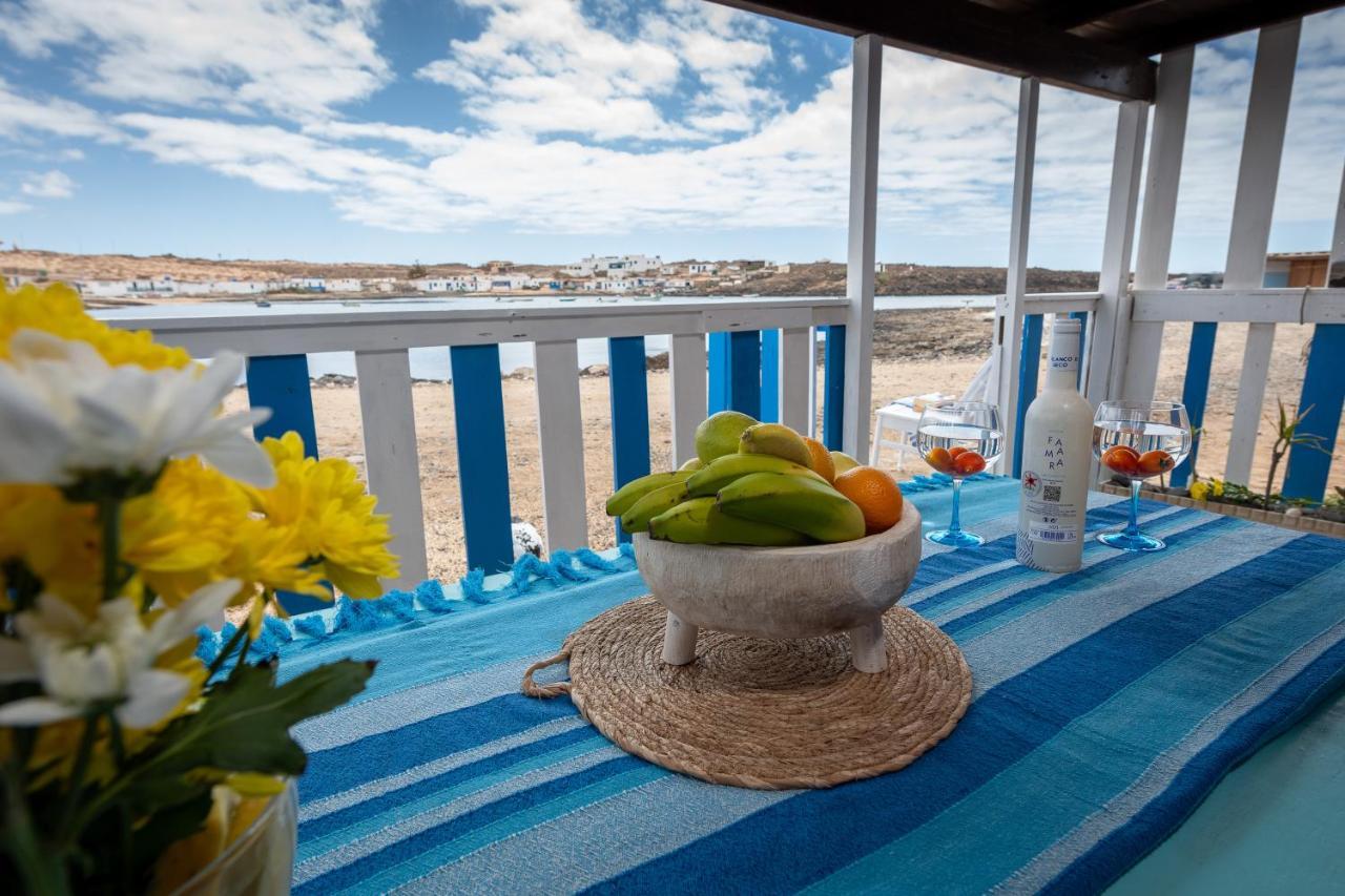 Cabin In Front Of Idyllic Majanicho Beach Bagian luar foto